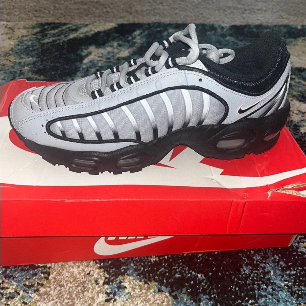 Womens Nike air max 98